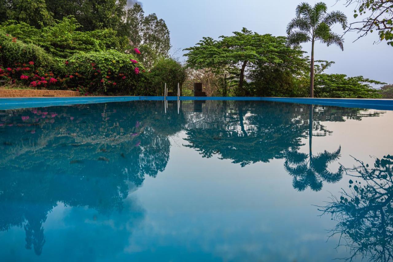 Leo Wodden Resort Hampi Bagian luar foto