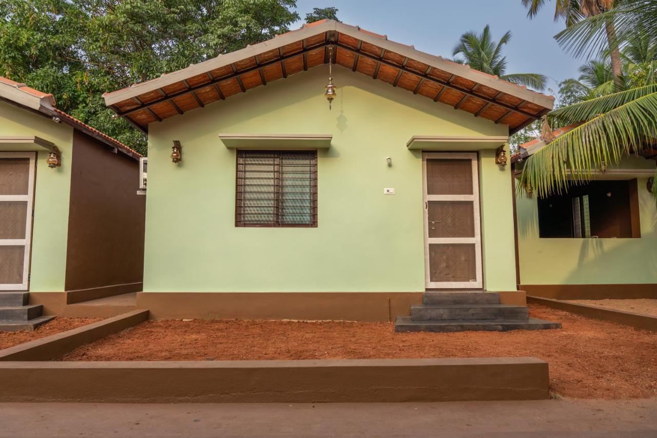 Leo Wodden Resort Hampi Bagian luar foto