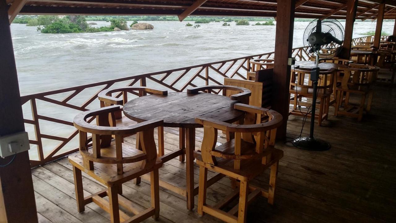 Leo Wodden Resort Hampi Bagian luar foto